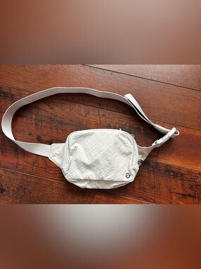 lululemon athletica Off-White crossbody purse